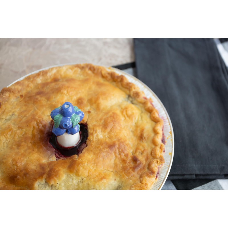Fox Run Blueberry Pie Vent, Pie Bird for Baking
