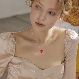 YEESIA Sacred Heart of Jesus Necklace, 925 Sterling Silver, Jesus Christ, Cross, Crystal Necklace, Religious Jewellery for Men and Women, Sterling Silver, Crystal