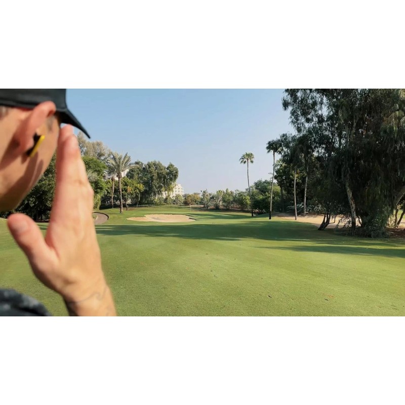 TecTecTec TEAM8 E - Golf GPS Earbuds - Distance to