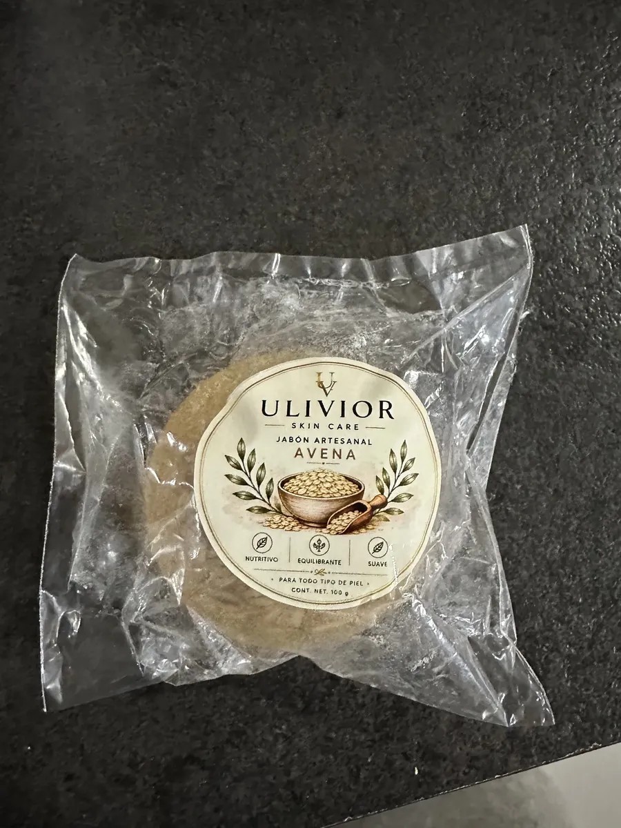 Jabón Artesanal De Avena Ulivior 50gr Para Todo Tipo De Piel