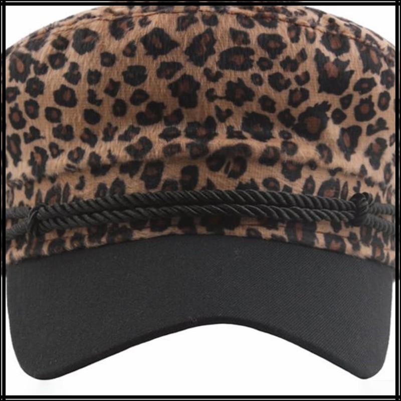 White Fang CZ208 Women's Marine Cap, Leopard Print, Newsquet, Black,