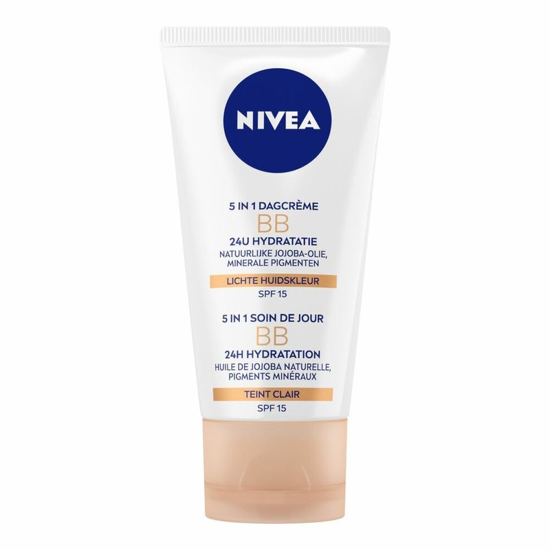 NIVEA Essentials 5-in-1 BB Crème Light - SPF 15 -