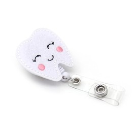 Smiling Tooth Shape Felt Badge Holder Cute Medical Retractable ID Badge Reel Gift for Nurse/Doctor/Dentist/Medical Staff