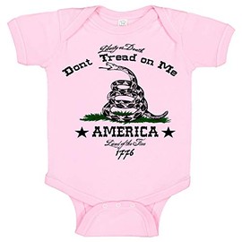 overol para bebé con diseño de bandera de Gadsden con texto en inglés "Don't Tread On Me", rosado bebé, 12 meses