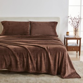 Great Bay Home Extra Soft Velvet Plush Full Micro Fleece Sheet Set | Deluxe Microplush Non Pilling Sheets, Deep Pocket | Lavish Sherpa Velvet Luxe Collection (Full, Chocolate Brown)