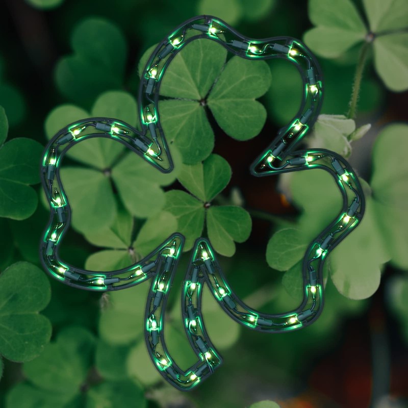 LAMPHOME 35L 16.5'' Pre-Lit Green St.Patrick's Day Irish Shamrock Window