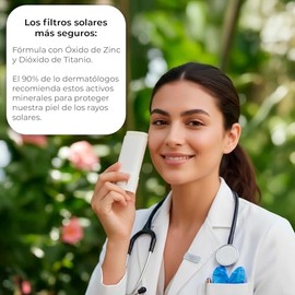 CLEOSKIN Bloqueador Solar en Barra FPS 50+ con Vitamina C y Ácido Hialurónico, Protección UVA/UVB, 20g, Facial y Corporal, Textura Invisible y no Gras