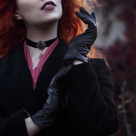 Harssidanzar Womens Leather Gloves Winter Warm Cashmere Lining Touchscreen Vintage Finished GL017UK,Black,Size M