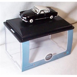 oxford Volkswagen karmann Ghia Black/Lotus White vehicle 1:76 railway scale diecast model