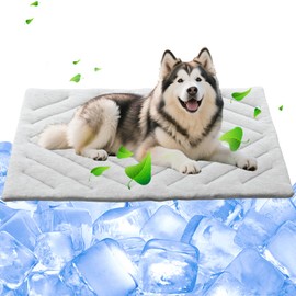 BECROWM Dog Cooling Mat Self Coolings Foldable Cooling Pad for Dog in Summer Coolings Mat for Dogs and Cats Machine Washable (Medium)