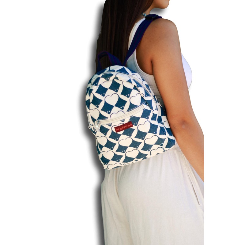 bungalow 360 Adult Mini Backpack (Stingray, Small)