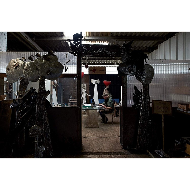 Eternal rose made of wrought iron - hand-forged (gold)