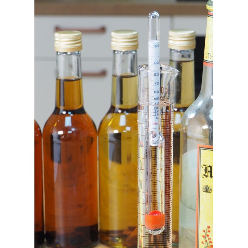'Hecht' Measuring Cylinder 100 ml - Laboratory Glass