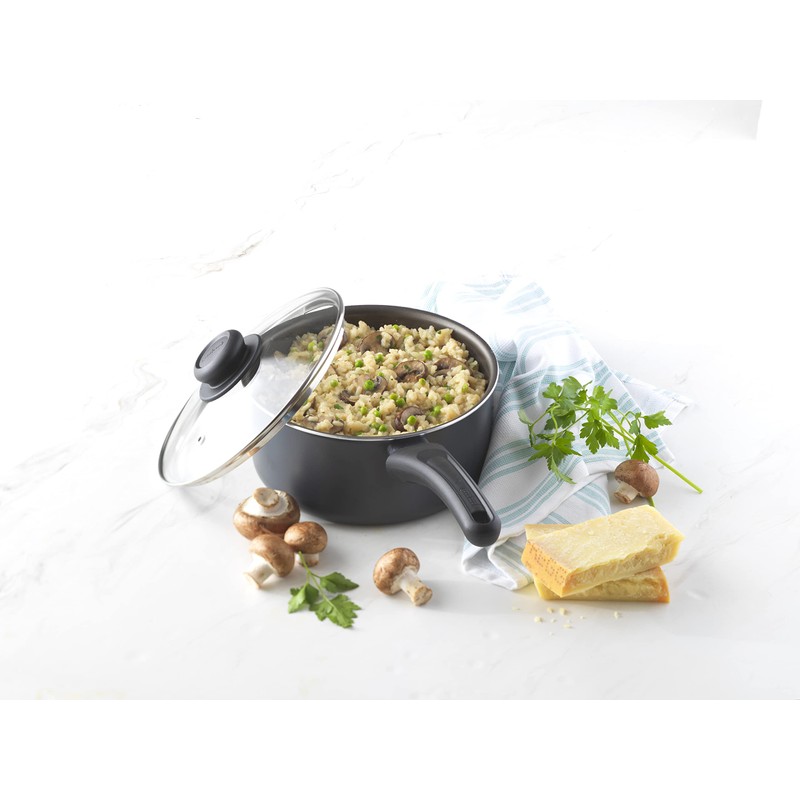 GoodCook Everyday Sauce Pan w/Lid, 3 Quart, Black