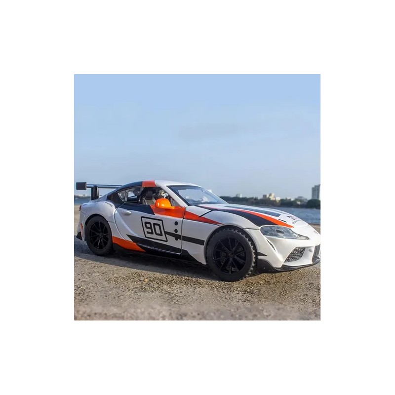 Carro De Juguete Colección Gr Supra Racing Luz Y Base