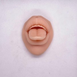 Yechiry Soft Silicone Tongue Mouth Model Flexible Reusable Tongue Piercing Exercise Model Silicone Mouth Tongue Model
