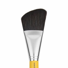 Bdellium Tools Travel 990 Angled Face - Short Wooden Handle for Convenient Travel and Professional Makeup Brush for the application of Bronzing (Yellow, 1pc)