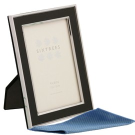 Sixtrees Abbey Black 2-101-46 Polished Silver photo frame with lacquered Black gloss metal insert for a 6 x 4 inch (152x102mm) picture. Complete with our microfibre polishing cloth.