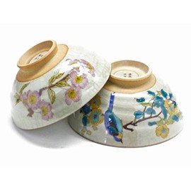 Kutani Ware [Pair of Rice Bowls] Someiyoshino & Golden Plum Plum and Bird, Pink, Yellow, Blue, Blue, Green, Brown, 4.7 x 2.1 inches (12 x 5.3 cm) (Large)