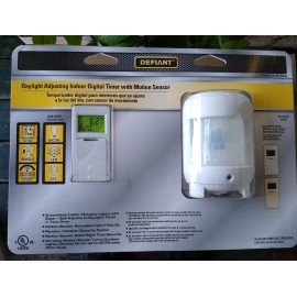 Defiant Daylight Adjusting Indoor Digital Timer w/Motion Sensor & Vacation Security NEW