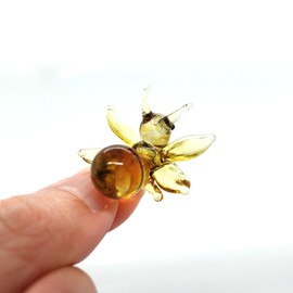 Sansukjai Bee Tiny Figurines Blown Glass Art Animals Collectible Miniature Gift Home Décor Ornament (Amber Black)