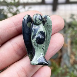 Fekuar Natural Kambaba Jasper Healing Crystal Prayer Guardian Angel Statue, Carving Pocket Palm Stone Figurines Decoration 1.5 inches
