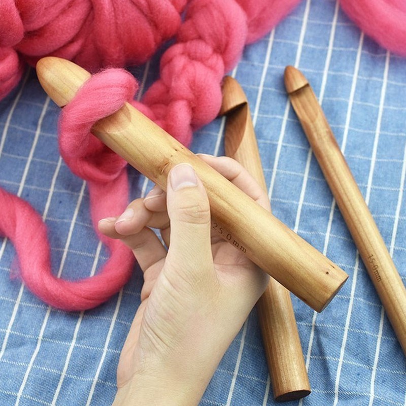 3pcs Large Thick Crochet Hook Wooden Knitting Needle Weaving Tool
