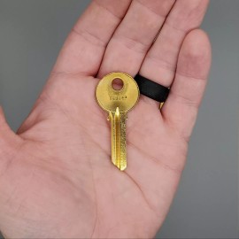 Yale 5x Yale RB8 Key Blanks E1R Keyway Paracentric Brass 5 Pin NOS