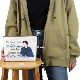 PYOUL TV-Show-inspiriertes Geschenk, Jeder hat eine Sucht D-Make-up-Tasche, TV-Show-Fan, Kosmetiktasche, TV-Show-Merch, Addiction D Bag