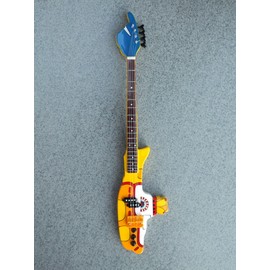 RGM624 Yellow Submarine Beatles Miniature Guitar Including leather guitar strap
