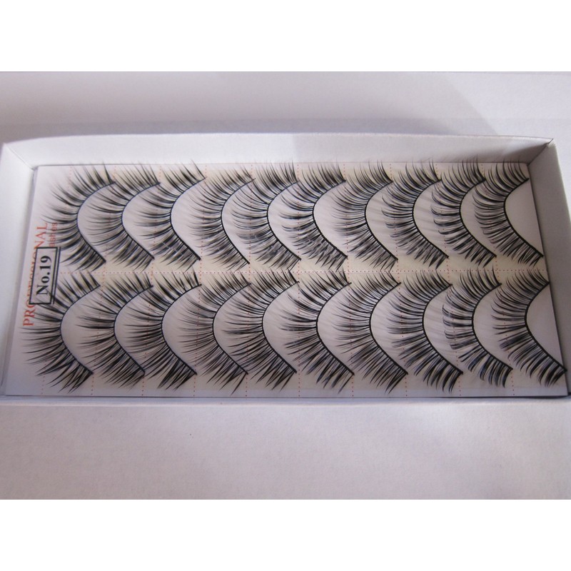 Model 21 False Eyelashes No. 19, 10 Pairs