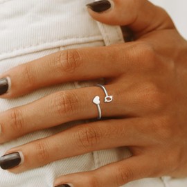 Silver Initial Rings for Women Teen Girls,Silver Plated Heart Initial Ring Stackable Rings for Women Adjustable Initial Rings for Teen Girls Cute Heart Alphabet Letter Rings for Teen Girls (Q)