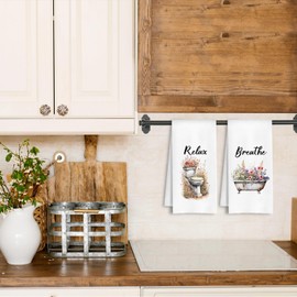 HSIASHENG Farmhouse Floral Bathroom Hand Towels, Botanical Bathroom Decor, Vintage Cottagecore Flower Relax Breath Decorative Hand Towels for Bath Room Washroom, 16x24 Inches Set of 2