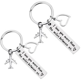2Pcs Long Distance Keychain Airplane with Heart Charm Boyfriend Girlfriend Lover Couple Relationship Going Away Gift Keyring Pendant