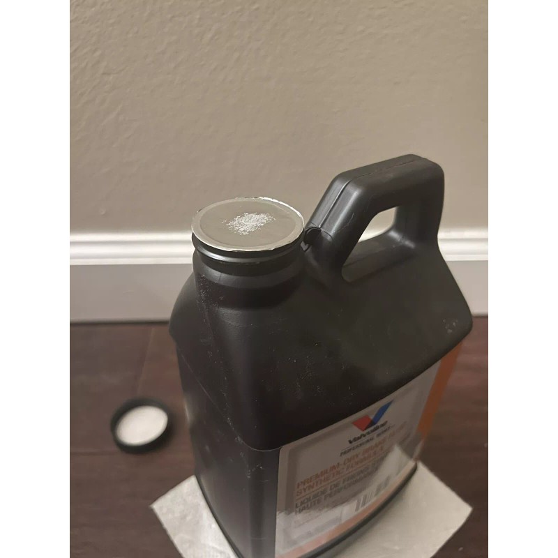 Valvoline New 1.5 Qt. Valvoline Premium-Dry Brake Synthetic Brake Fluid
