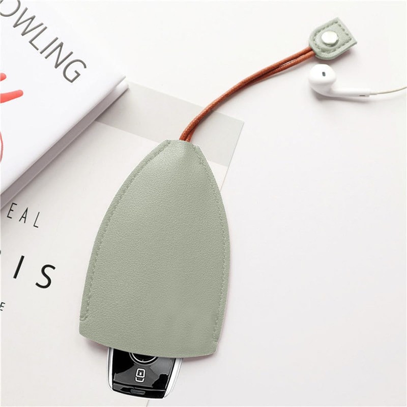 Moioee Car Key Case, 2PCS Creative Pull-Out Key Sleeve Keychain