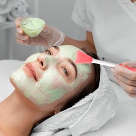 Mozeat Lens Silicone Face Mask Applicator, 4 PCS Double-End Mask Brushes for Facial Mud Mixing Spatula Soft Makeup Beauty Brush Tools for Apply Skincare Cream,Lotion, Gel, Cosmetic Foundation (4 Colors)