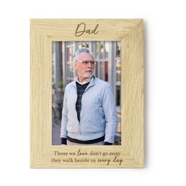 eBuyGB Dad Memorial Photo Frame, In Loving Memory Wooden Picture Frame, Engraved Remembrance Keepsake, Loved One Sympathy Gift, 4"x6"