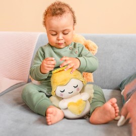 Malihome Angel Soft Toy for Kids, Cuddly Angel with White Wings and Holding A Heart, Guardian Angel Plush Doll Toy Boy/Girl Baptism Gifts, Suitable for All Ages (Heart)