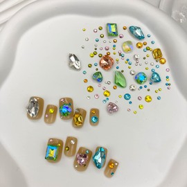 Nail Art Colored Diamonds Multi-Shape Mixed For Nail Art Craft, Super Sparkling Irregular Colored Nail Art Rhinestones 3D Candy Colored Diamonds Flat Bottom Gem Set For Nail Art Decoration (1 Bag)