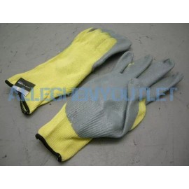 North Safety 6 Pair NITRILE PALM COATED LEVEL 4 (ANSI CUT LEVEL 3) Cut Resistant Gloves 2XL