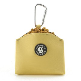 COOWONE Dog Treat Pouch Magnetic Closure Small Dog Training Treat Pouch Pocket Sized Small Dog Treat Pouch with Clip (Khaki)