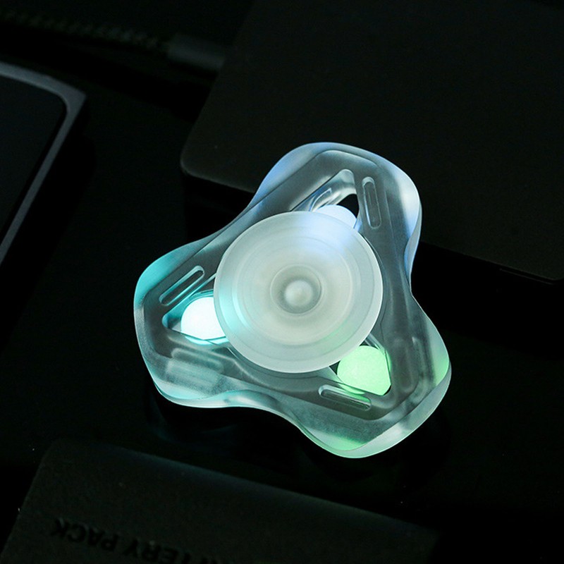 Fingertip Gyroscope Glow in The Dark 3 Leaves Reduce Anxiety