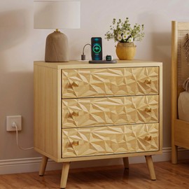 YOSHOOT Mid Century Modern Nightstand with 3 Drawers, 23.6" Wide Bedside Table with Charging Station, Large End Table with 3D Diamond-Shaped Panel Design, Wood Side Table for Bedroom, Natural Oak
