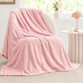 BEDELITE Fleece Blanket Twin Blanket for Bed Couch, 3D Jacquard Decorative Pink Throw Blanket, Soft and Cozy Warm Plush Fuzzy Blanket All Seasons Suitable, 60x80Inches