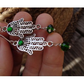 ⊹⊱✿ GRÜNER KRISTALL AN FATIMAS HAND & CABOCHON & LANGE HAKEN ✿⊰⊹einmalige Handmade Ohrringe in dunkelgrün