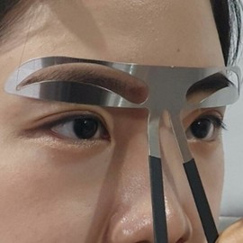 Women's eyebrow drawing frame eyebrow guide arch type (WCE09C4) / 여자 눈썹그리기틀 눈썹가이드 아치형 (WCE09C4)