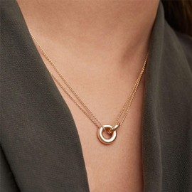 IQPDYV Dainty Gold Circle Necklace for Women Trendy Simple Casual Necklaces for Women Interlocking Two Circle Choker Nceklace Circle Link Friendship Pendant Necklaces Jewelry Gifts (Gold)