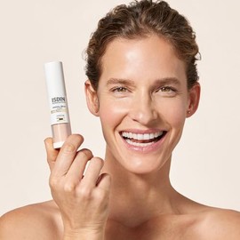ISDIN Polvo de cepillo mineral, contaminación facial y protección de luz azul, un complemento para tu rutina de cuidado solar, adecuado para pieles se