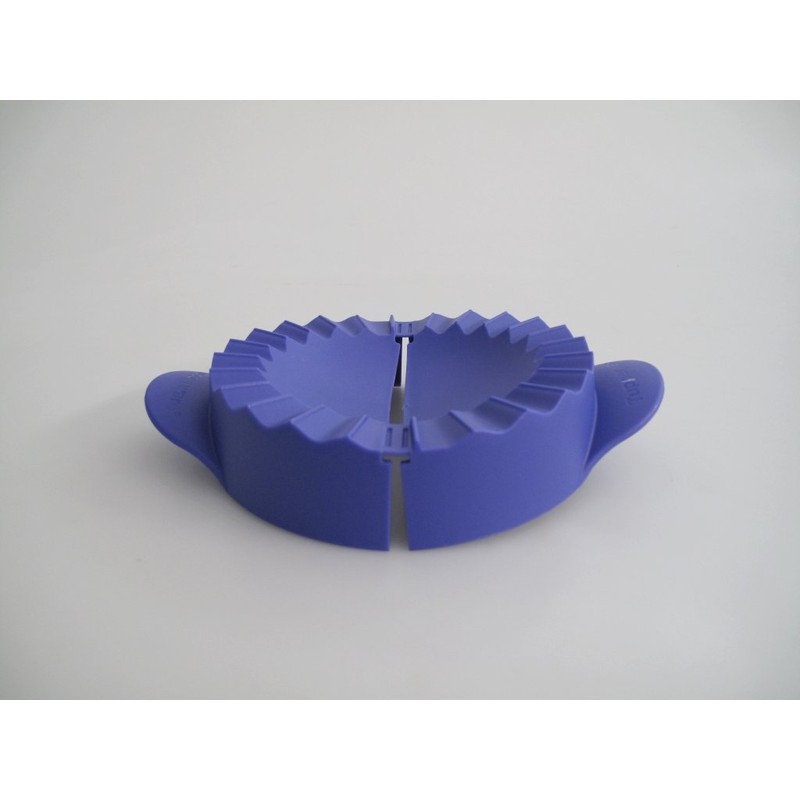 Tupperware D157 Dough Ravioli Dough Trap Flip Me Blue